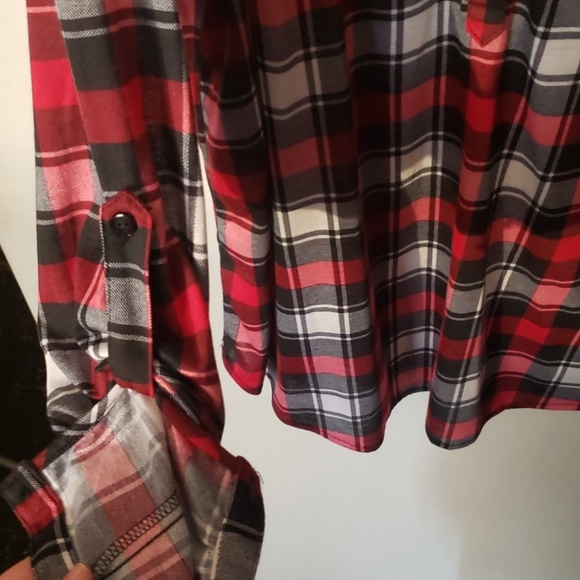 Super soft plaid flannel style shirt - Picture 4 of 5